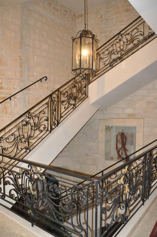 Les Echevins Hotel Tarascon Exterior photo
