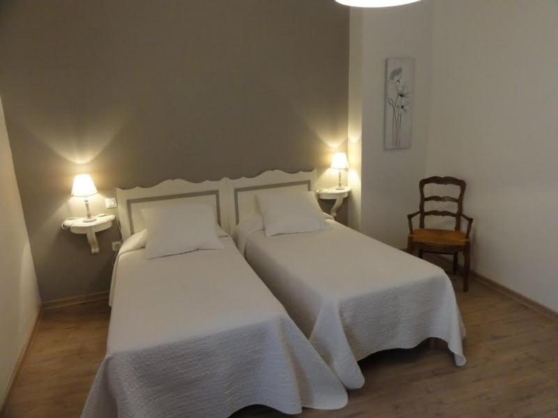Les Echevins Hotel Tarascon Room photo
